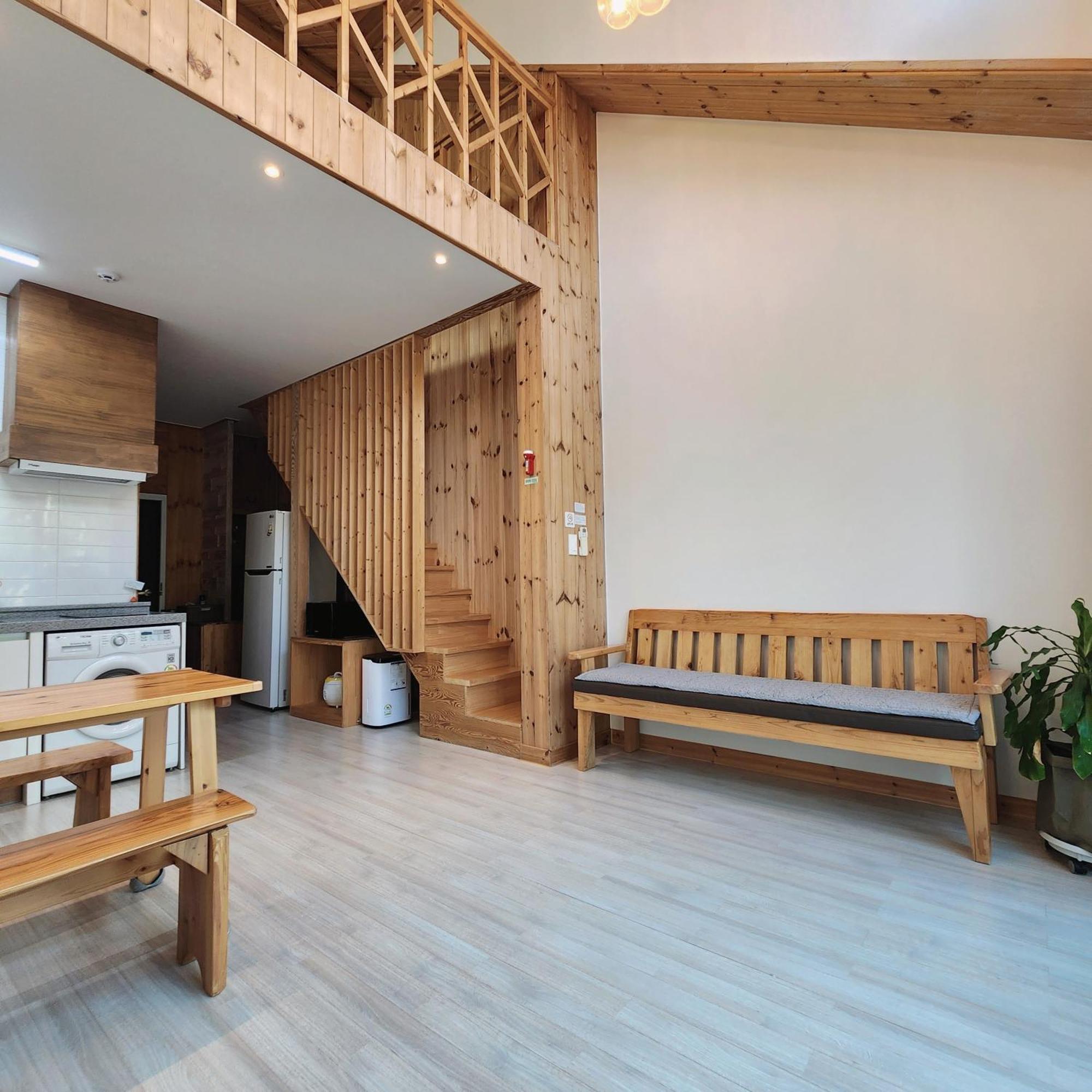 Jeju 542 Pension Seogwipo Exterior photo